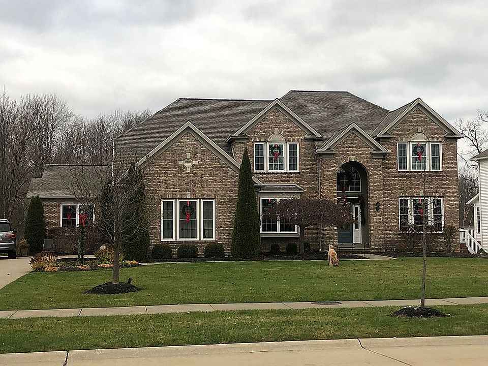 1st image of 900 W Parkway Blvd
