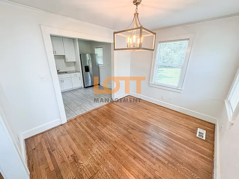 110 Pleasant Ridge Ave — Photo 13