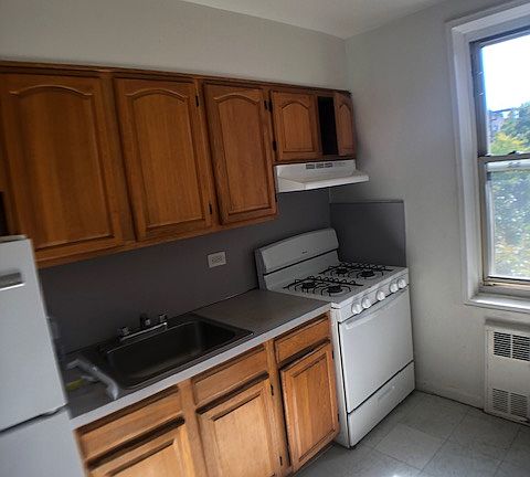 3rd image of 1600 Caton Ave APT 5K