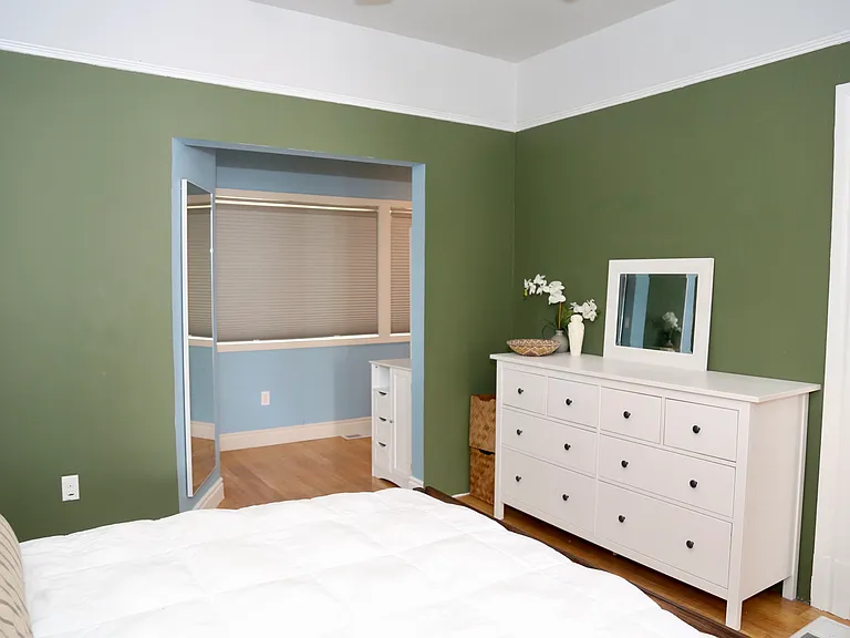 748 Kansas St — Photo 22