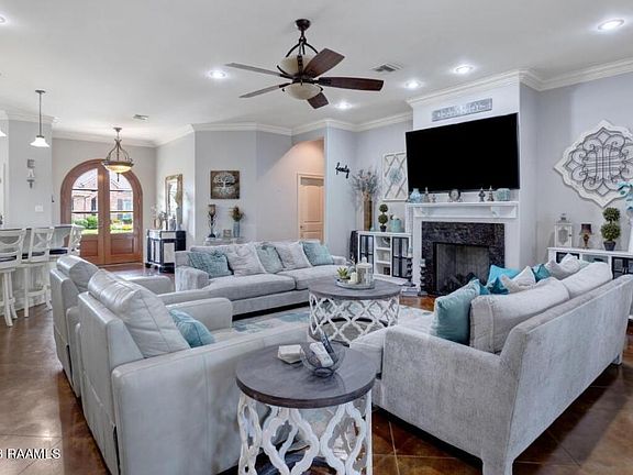 4th image of 307 Shinnecock Hills Dr