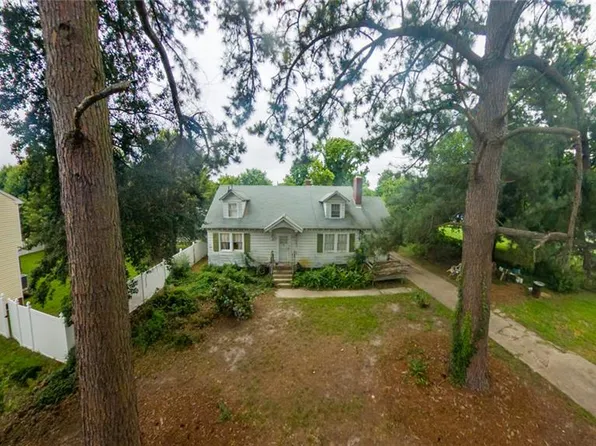 1333 N Mallory St, Hampton, VA 23663