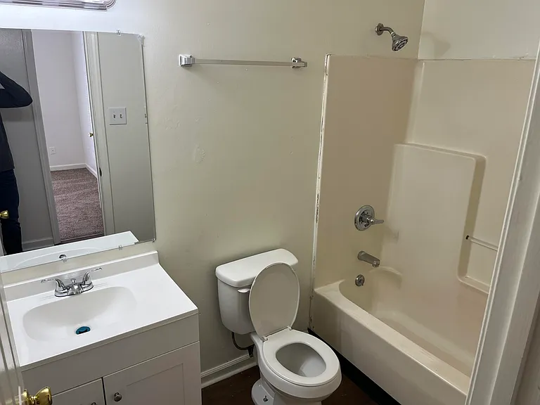 1603 Glover Ave — Photo 10