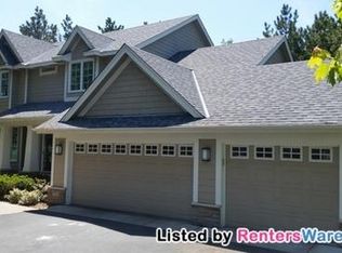 7090 Sleepy Hollow Ln, Eden Prairie, MN 55346