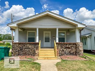 1136 E Lincoln Ave, Decatur, IL 62521