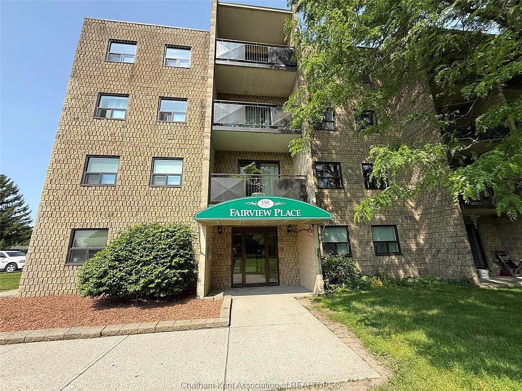 2 bed, 1.0 bath, $1,650 — Photo 1