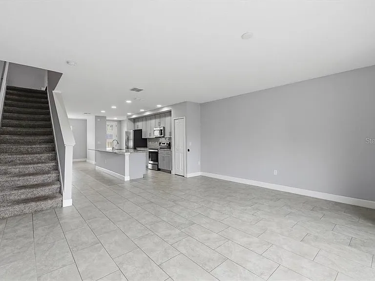 Terra Esmeralda Dr — Photo 3