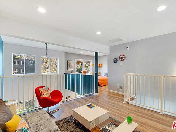 4th image of 6239 Crestwood Way