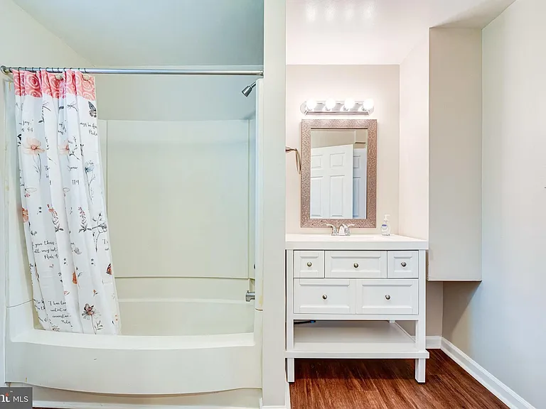 3381 Monarch Ln — Photo 56
