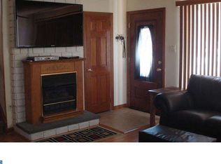 925 Walnut Rd, Warminster, PA 18974