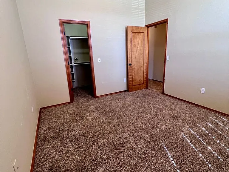 617 Applewood St — Photo 28