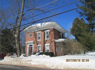 7 Whitaker Rd, Fulton, NY 13069