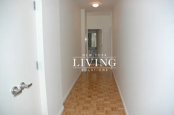 Rented by NY Living Solutions | media 16