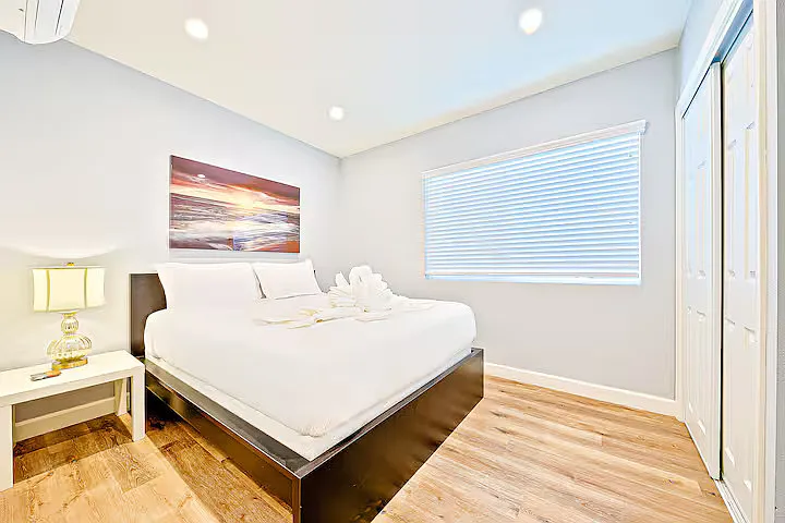 1320 W Balboa Blvd #A — Photo 10