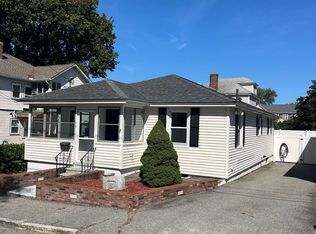 79 Dracut St, Lowell, MA 01854
