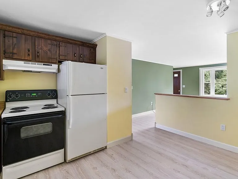46 Harrison Pl — Photo 10