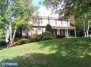 560 McCarty Dr, Furlong, PA 18925