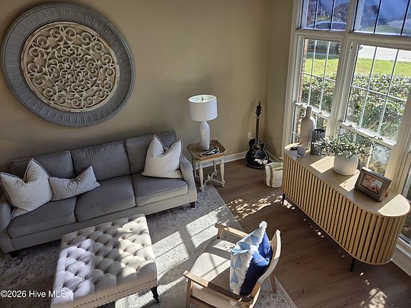 4th image of 3902 W Durant Court