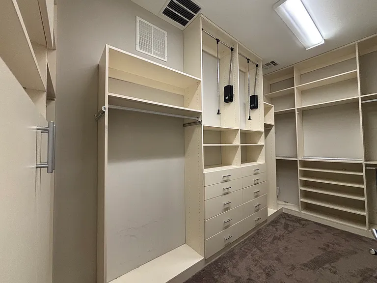 81 Navarra Canyon Ct — Photo 36