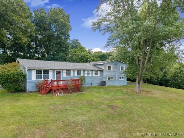 6024 May Street, Floyds Knobs, IN 47119