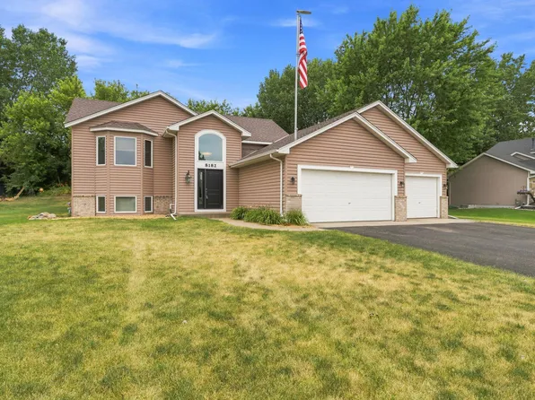 8182 Lori Ln, Woodbury, MN 55125