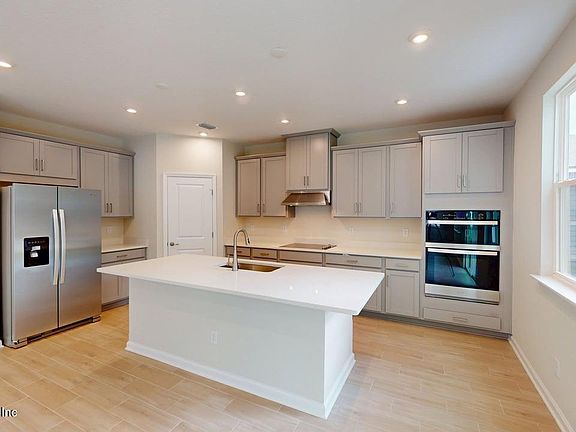 4th image of 3066 BELLA COLLINA Way