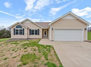 217 Leigh Ave, Clarkson, KY 42726