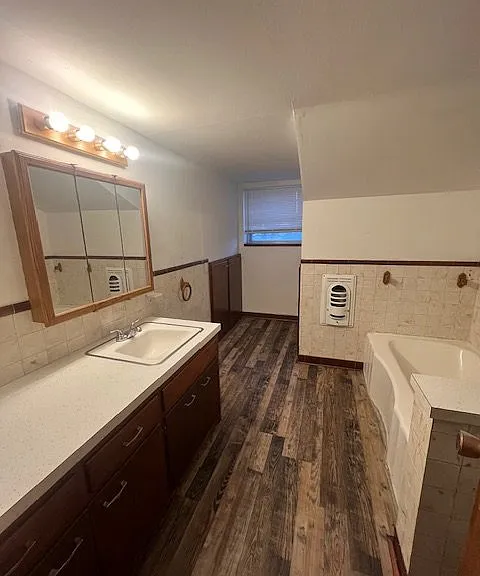1210 N 14th St — Photo 10