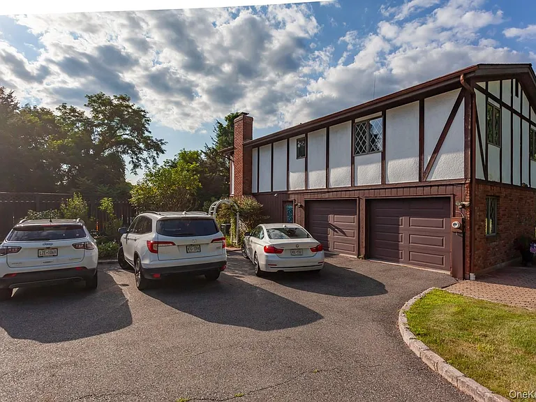 15 Cindy Ln — Photo 30
