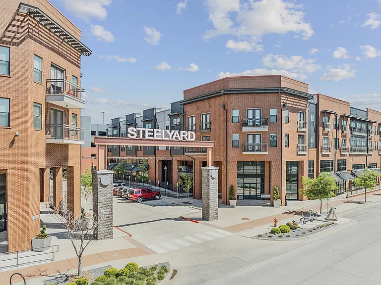 Steelyard — Photo 47