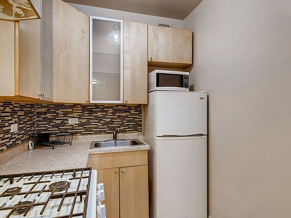 5th image of 5135 S Kenwood Ave APT 203