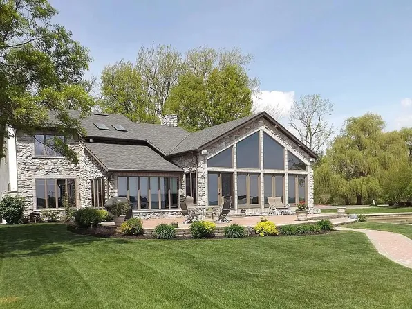 5282 Montezuma Acres Dr, Celina, OH 45822