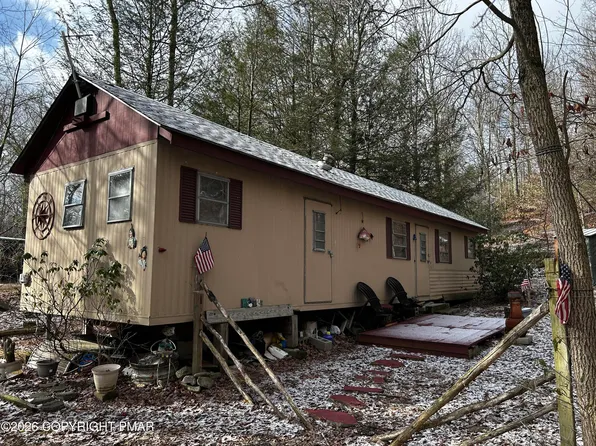 255 Buck Fever Trl, Scotrun, PA 18355