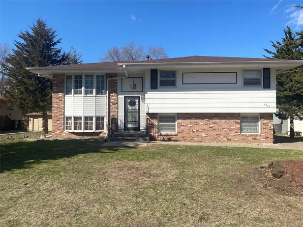 6205 Twana Dr, Urbandale, IA 50322