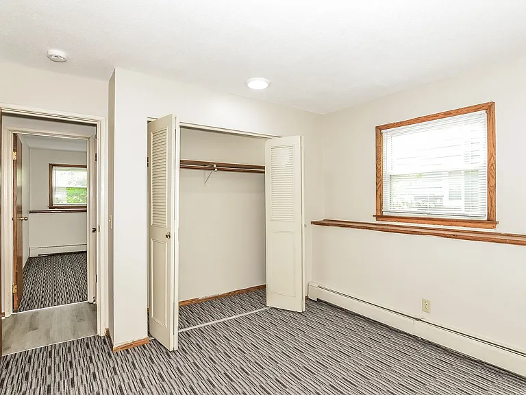 240 Madison St — Photo 14