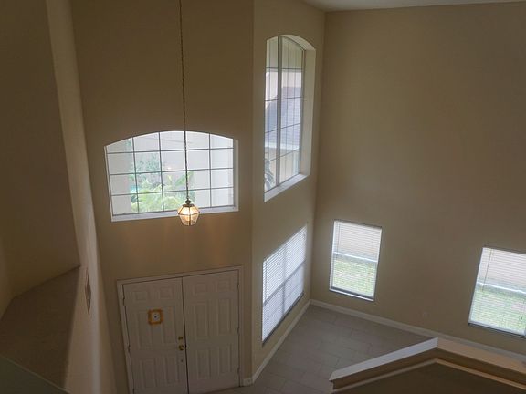 4th image of 5587 Berwood Dr