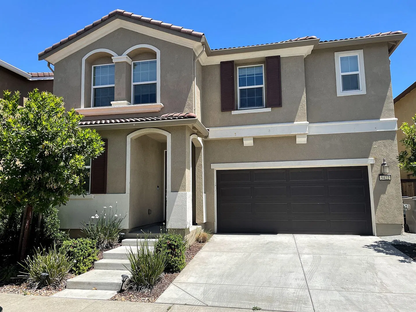 4 Bedroom house in Natomas Available for Rent! — Photo 1