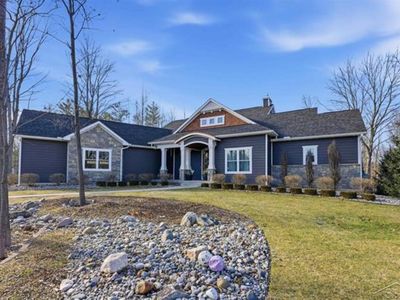 5716 Powder Horn Trl, Midland, MI, 48642