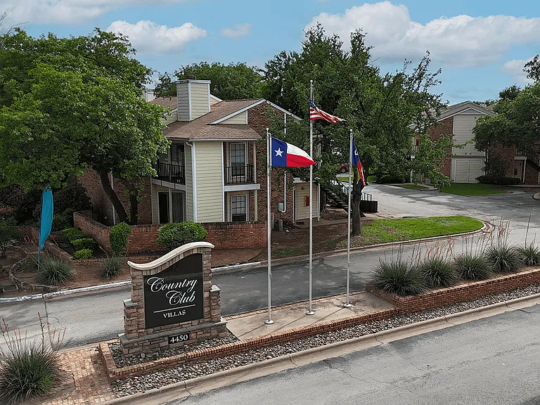 Apply to Live at Country Club Villas