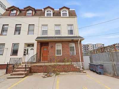 151 Culver Ave, Jersey City, NJ, 07305