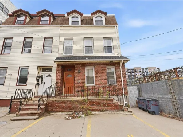 151 Culver Avenue image 1 of 24