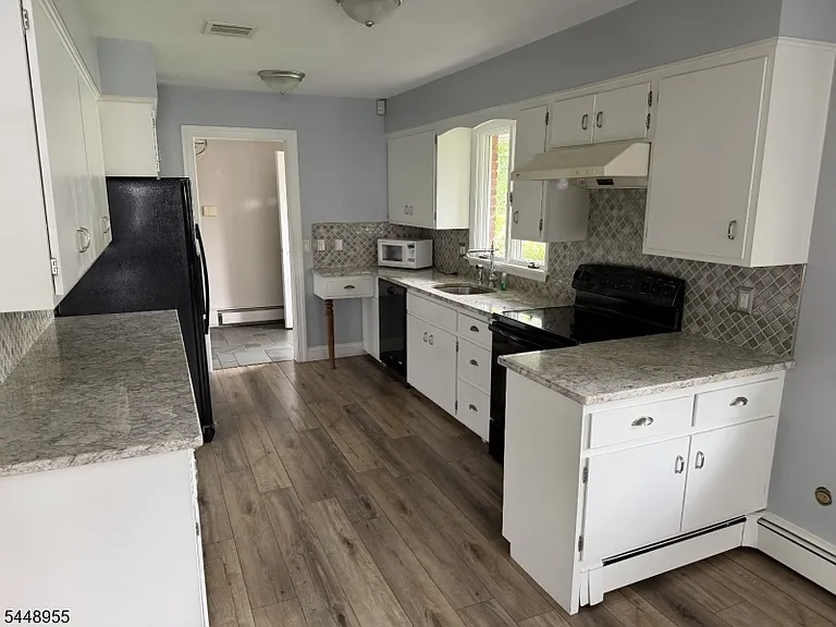 333 Ratzer Rd — Photo 5