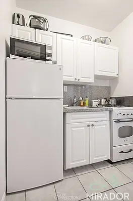 Rented by City Connections Realty | media 10