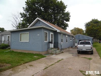 2413 S 14th St, Clinton, IA, 52732