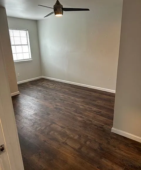 4520 Speedway #A — Photo 12