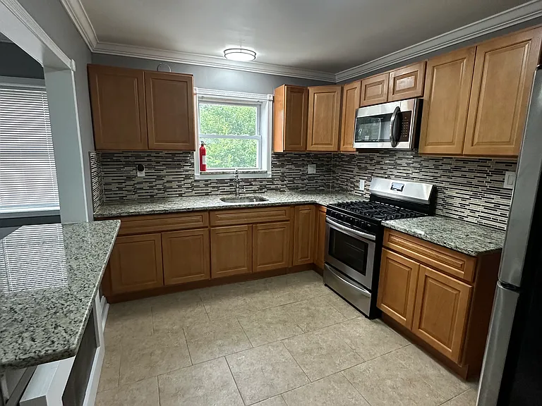 54 Ellington St #2L — Photo 11