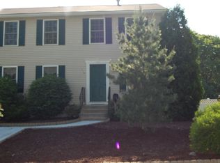 116 Woodbury Rd, Cranston, RI 02905