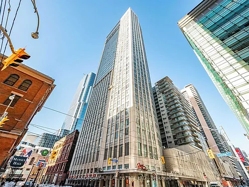 210 Victoria St Photo 1