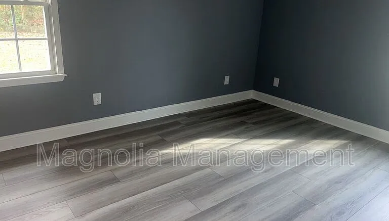 943 Patton Cir — Photo 4
