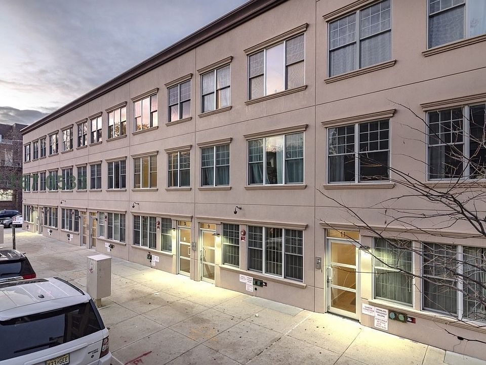 1st image of 5 Lexington Ave #2B